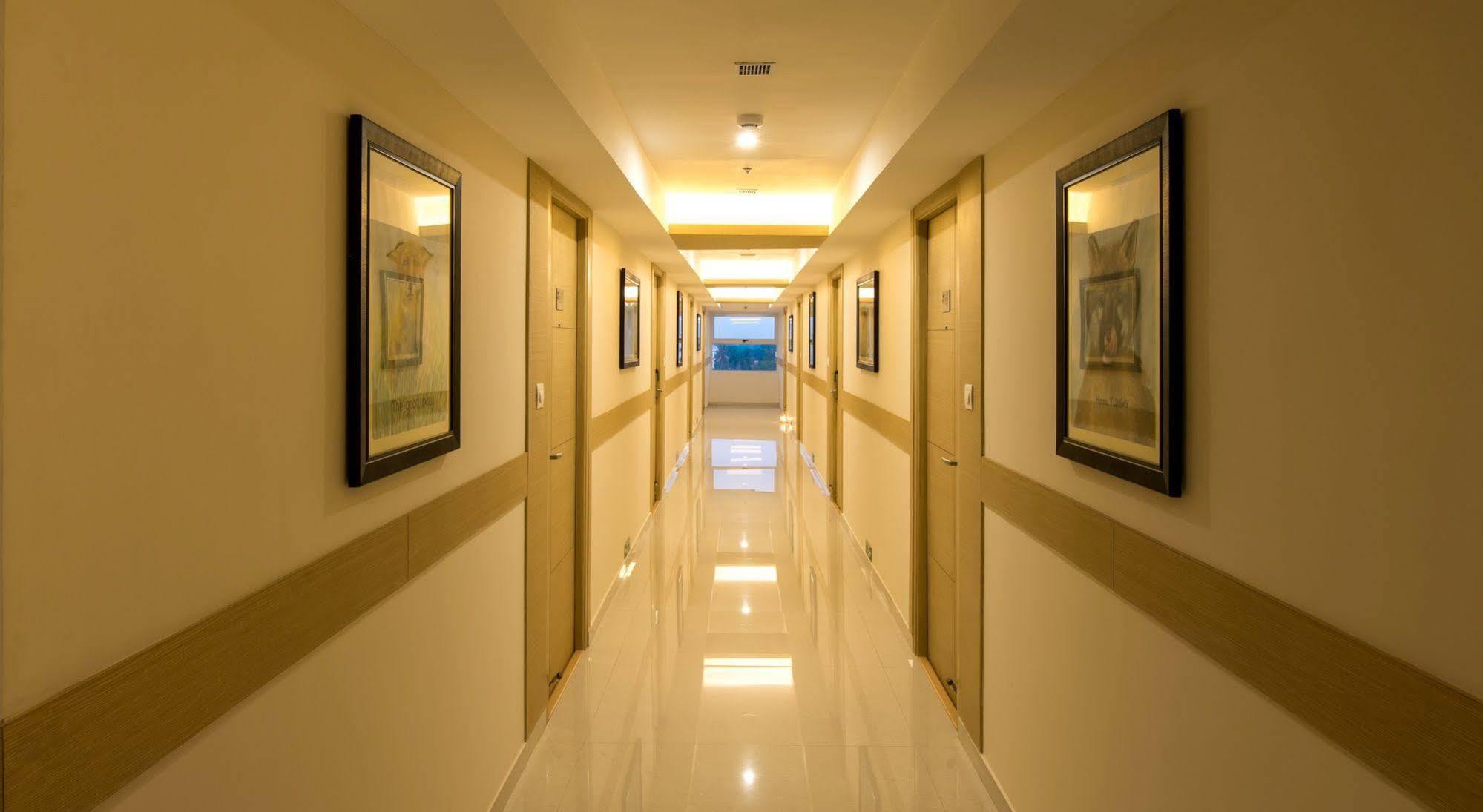 Red Fox By Lemon Tree Hotels, Tiruchirappalli Trichy Exterior foto